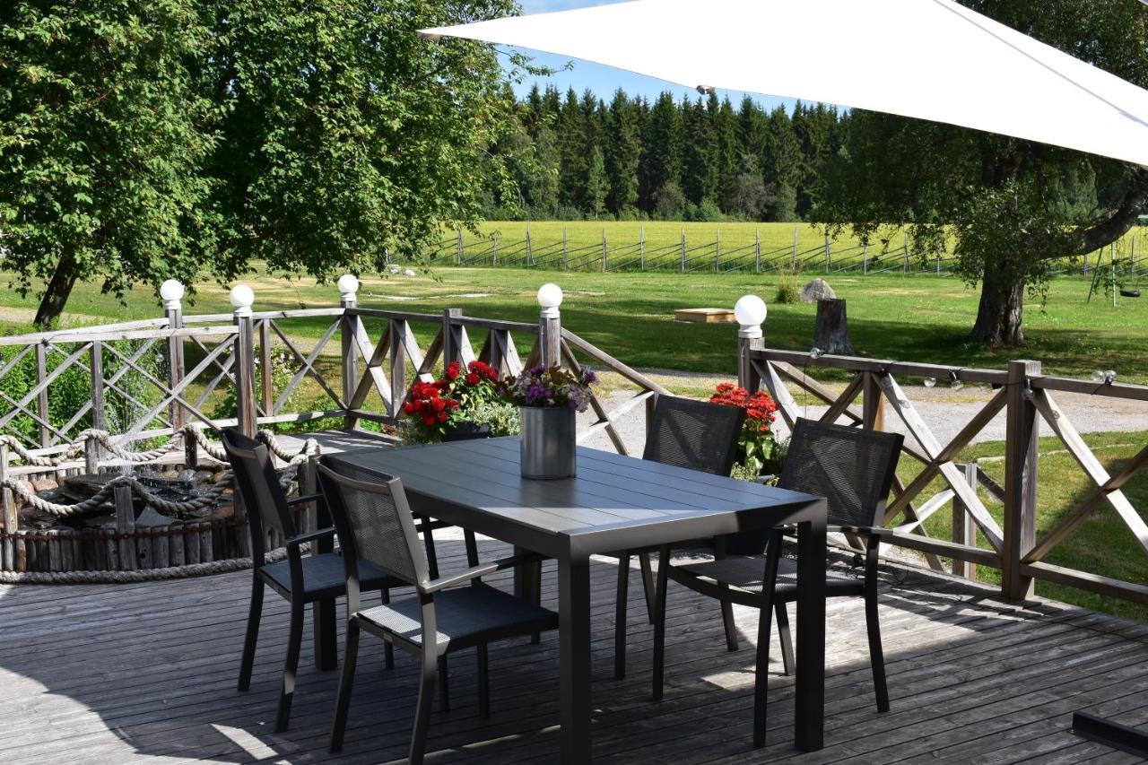 Kartanohostel AnnaCatharina Savonlinna Bagian luar foto